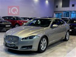 جاكوار XF